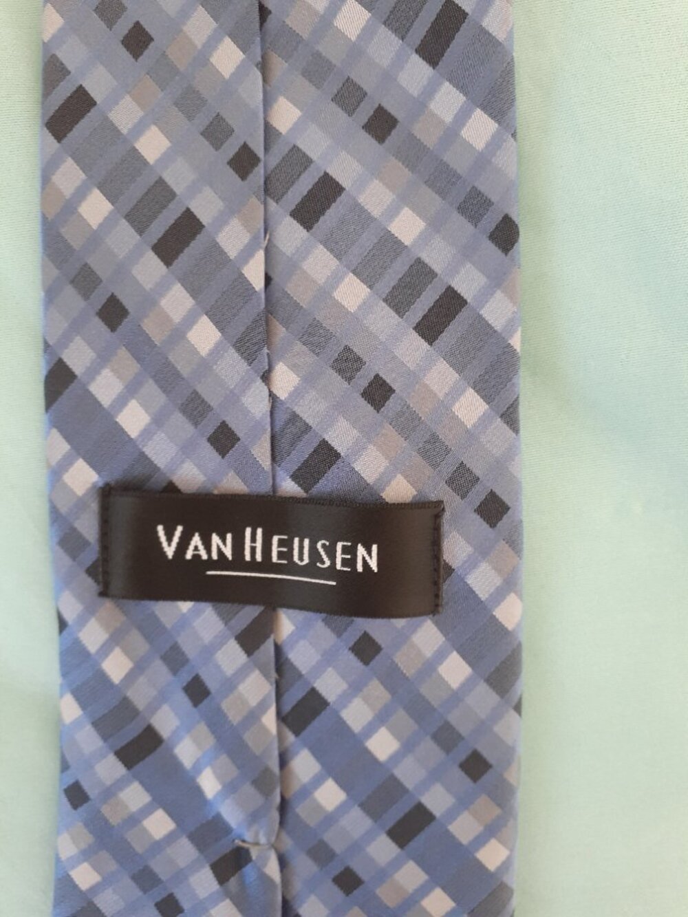 Van Heusen Men's tie blue line pattern silk - Picture 4 of 4